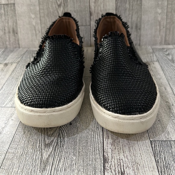 Indigo rd women’s irkicky black woven slip on shoes size 8 - Picture 3 of 9